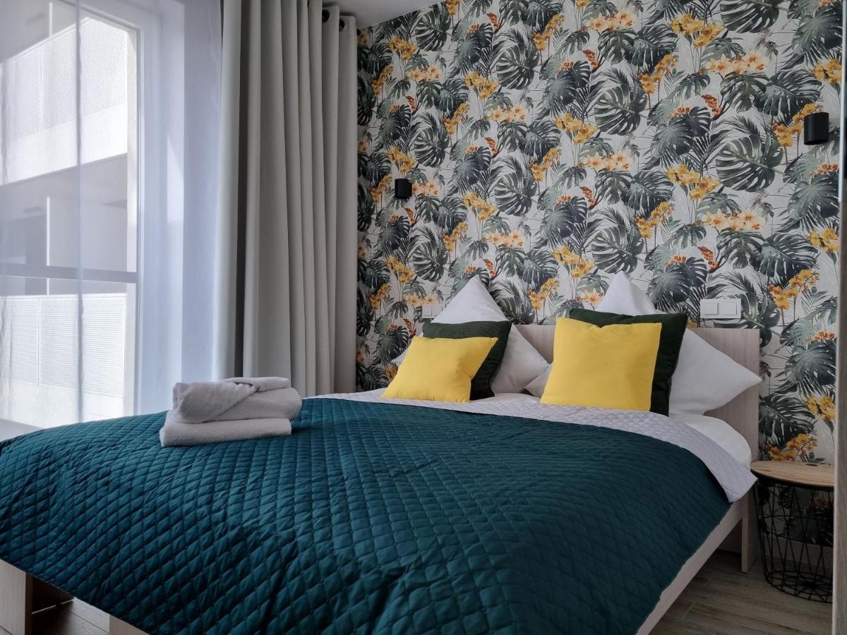 Q Apart Enter- Klimatyzowany 2 Pokojowy Apartament Przy Manufakturze Z Garazem Gratis, Fv 罗兹 外观 照片