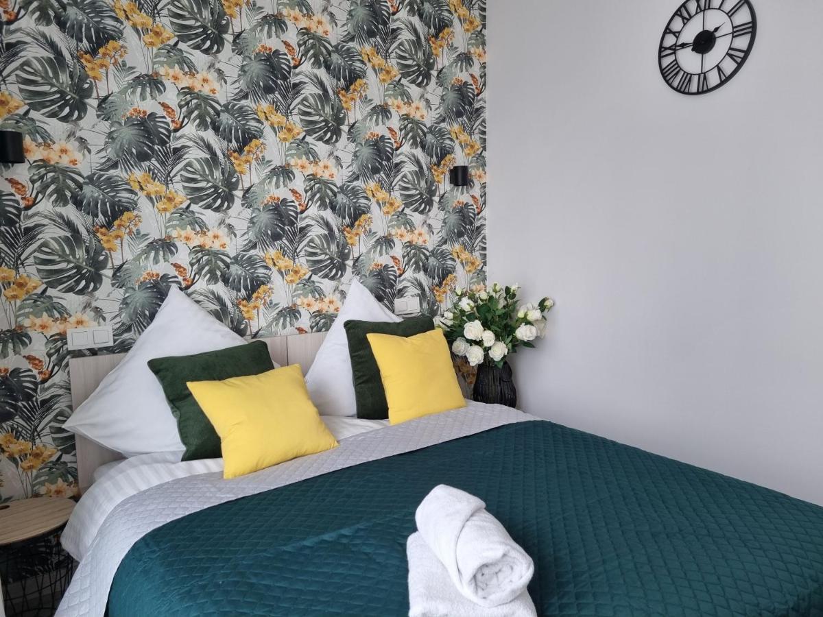 Q Apart Enter- Klimatyzowany 2 Pokojowy Apartament Przy Manufakturze Z Garazem Gratis, Fv 罗兹 外观 照片