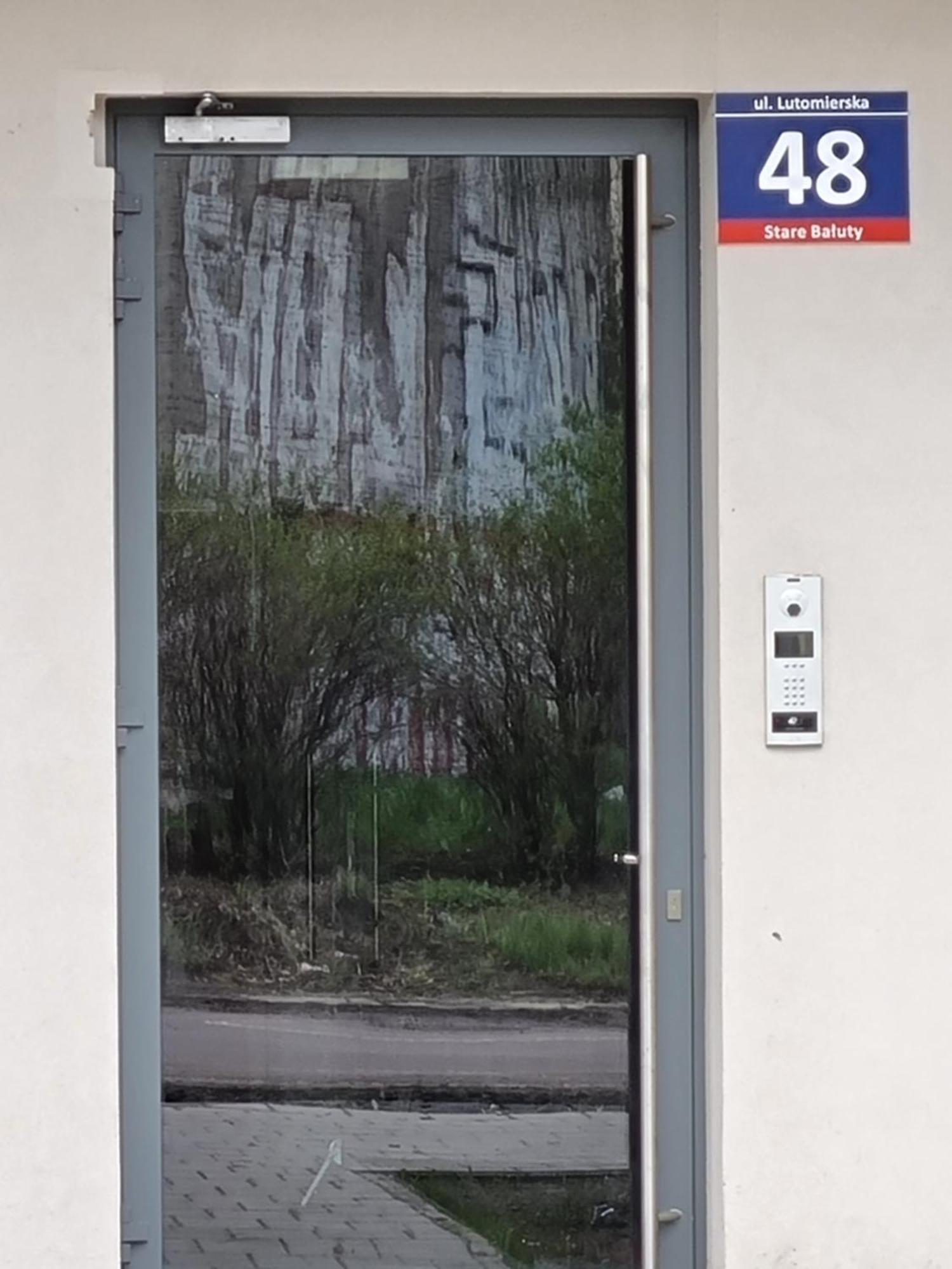 Q Apart Enter- Klimatyzowany 2 Pokojowy Apartament Przy Manufakturze Z Garazem Gratis, Fv 罗兹 外观 照片